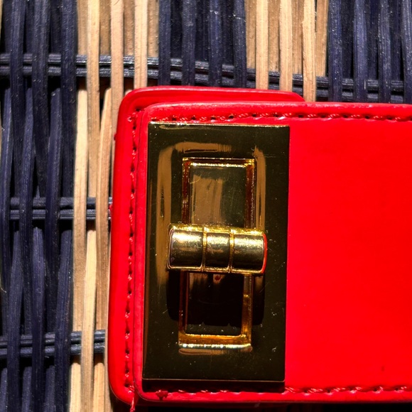 JCrew NWT wicker clutch blue w/ red leather closure - Picture 10 of 11